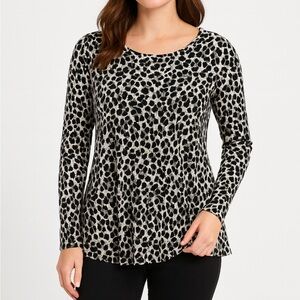 MARIO SERRANI ITALY Cheetah Print Long Sleeve Top Women's Size S CH